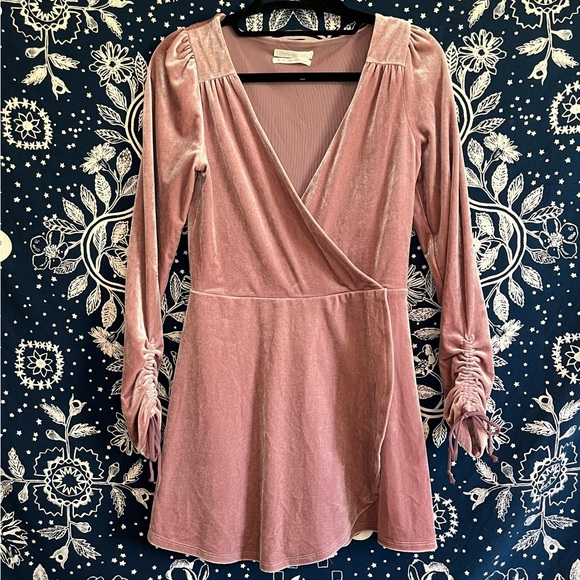 UO Pink Velvet Romper - Picture 2 of 4